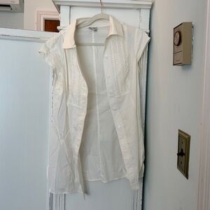 W by Worth top. Textured detail.